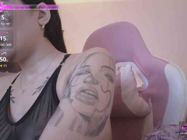 britt-grey webcam