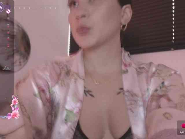 britt-grey webcam