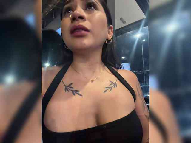 britt-grey webcam