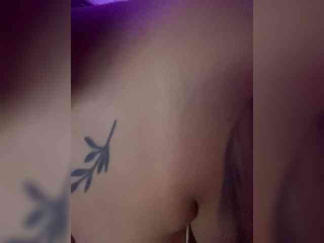 britt-grey webcam