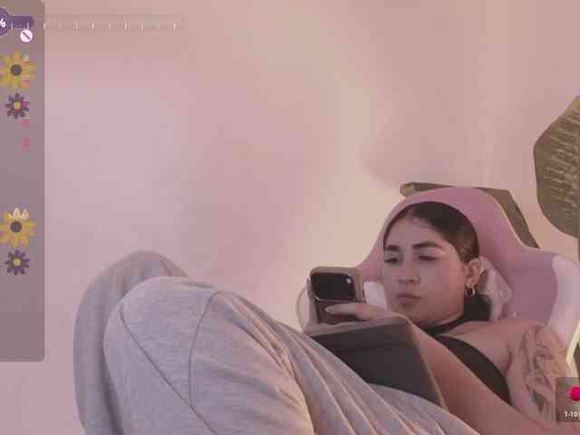 britt-grey webcam