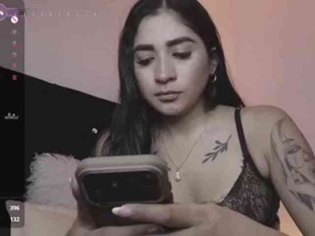 britt-grey webcam