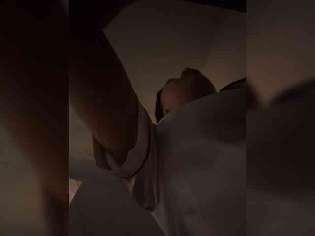 britt-grey webcam