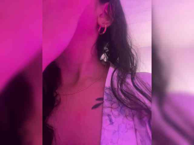 britt-grey webcam