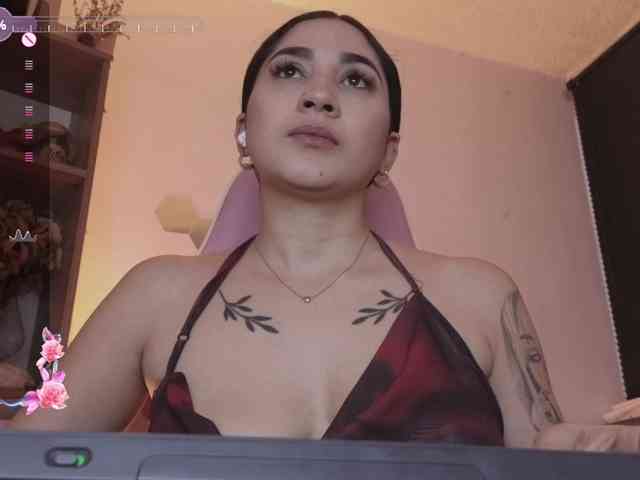 britt-grey webcam