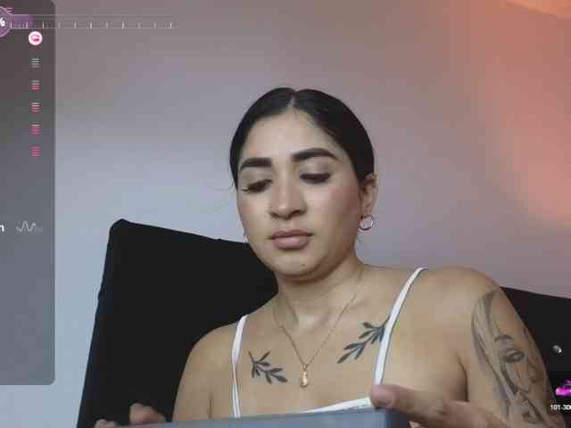 britt-grey webcam