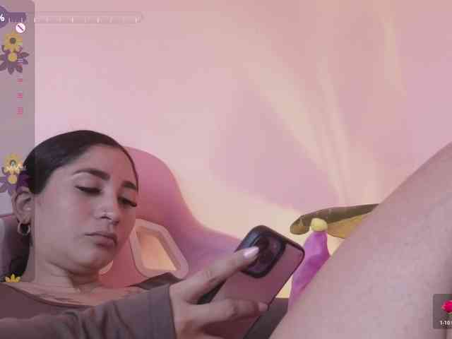 britt-grey webcam