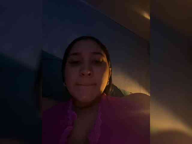 britt-grey webcam