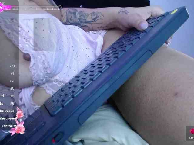 britt-grey webcam