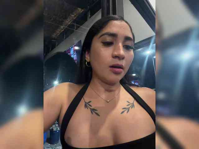 britt-grey webcam