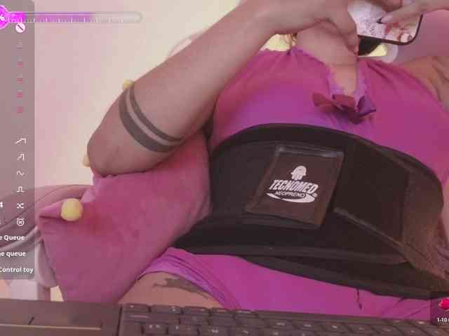 britt-grey webcam