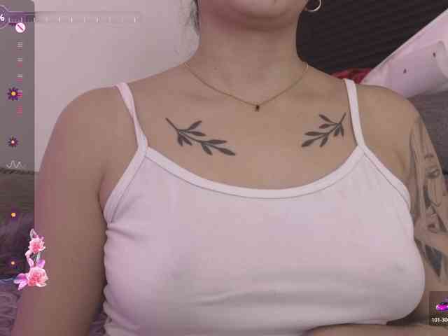 britt-grey webcam