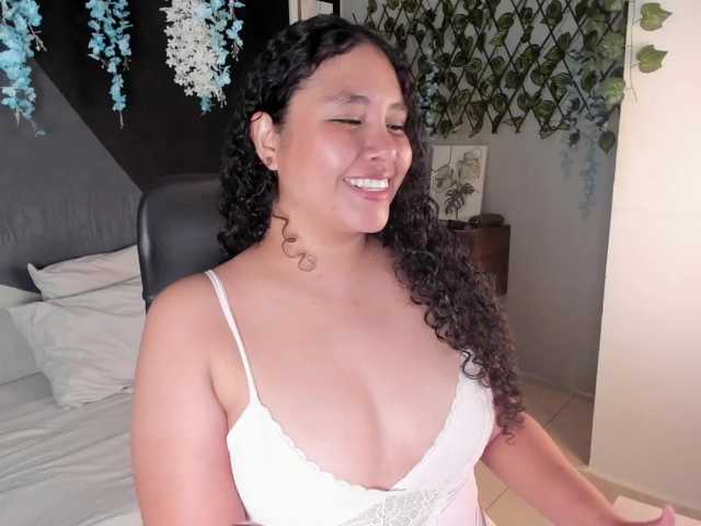 alixonfiore5 live cam on BongaCams