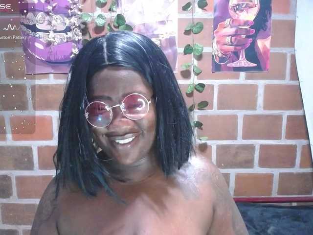 ROOSGONZALEX live cam on BongaCams