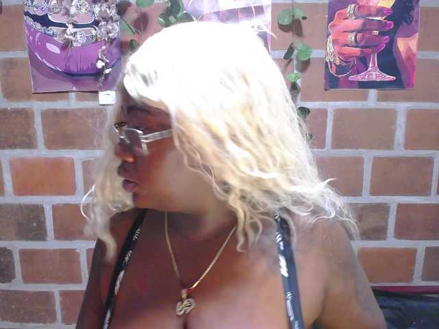 ROOSGONZALEX live cam on BongaCams