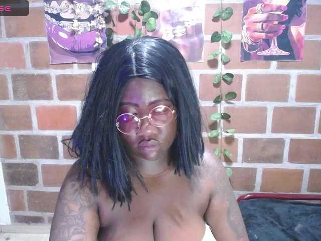 ROOSGONZALEX live cam on BongaCams