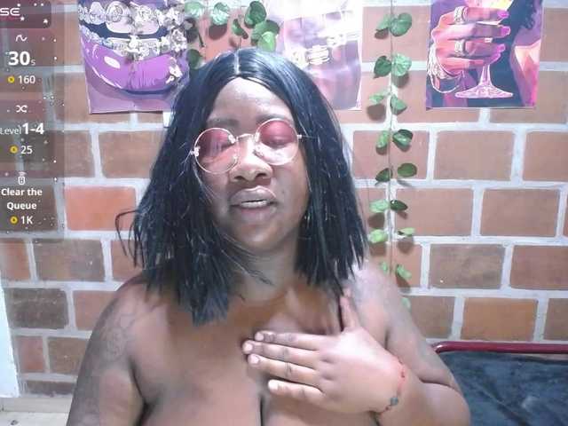 ROOSGONZALEX live cam on BongaCams