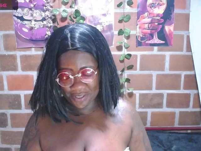 ROOSGONZALEX live cam on BongaCams