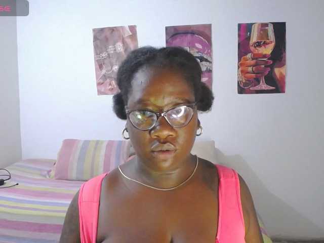 ROOSGONZALEX, 20 y/o - Live Cam on BongaCams