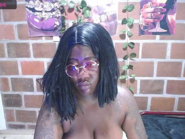 ROOSGONZALEX live cam on BongaCams