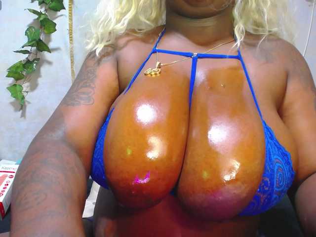 ROOSGONZALEX live cam on BongaCams