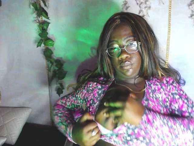 ROOSGONZALEX's BongaCams show and profile