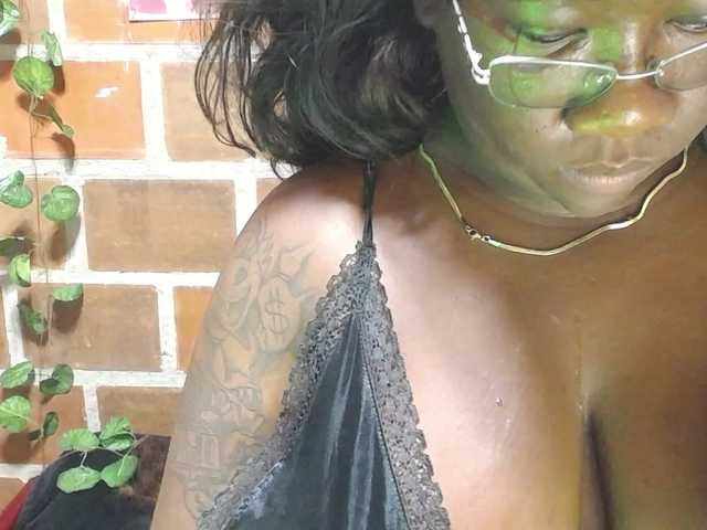 ROOSGONZALEX's BongaCams show and profile