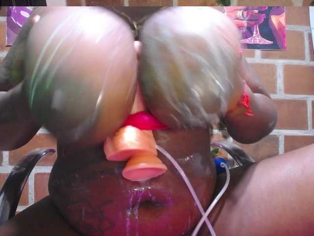 ROOSGONZALEX live cam on BongaCams