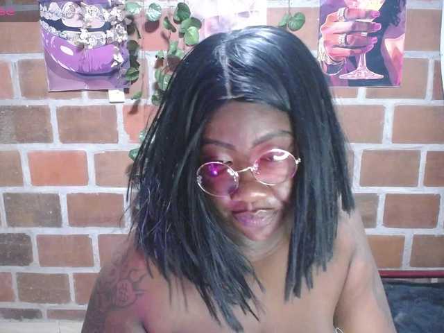 ROOSGONZALEX live cam on BongaCams