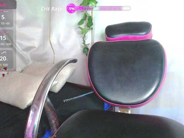 RoosGonzaleX — live female cam
