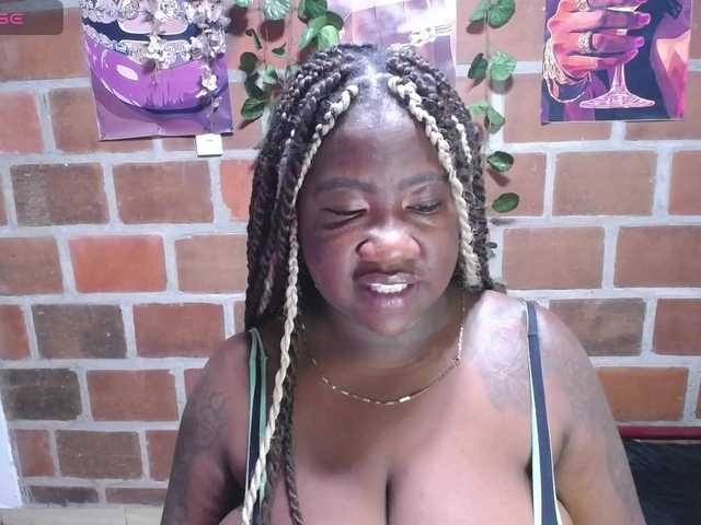 ROOSGONZALEX live cam on BongaCams
