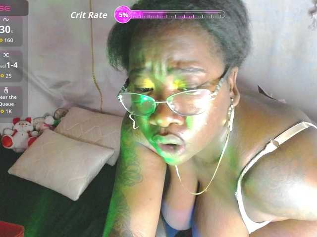 RoosGonzaleX — live female cam