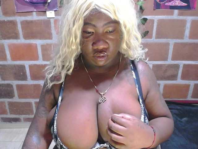 ROOSGONZALEX live cam on BongaCams