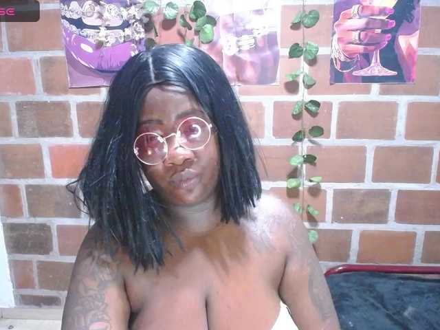 ROOSGONZALEX live cam on BongaCams