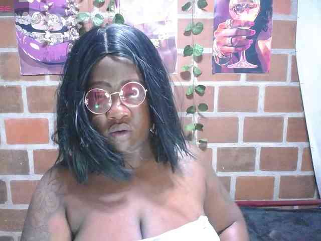 RoosGonzaleX webcam