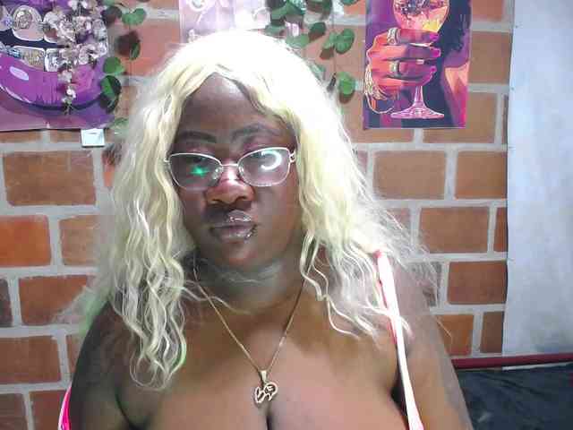 RoosGonzaleX webcam