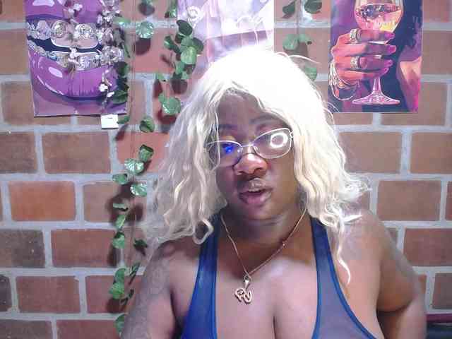 RoosGonzaleX webcam