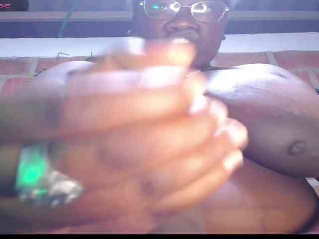 RoosGonzaleX webcam
