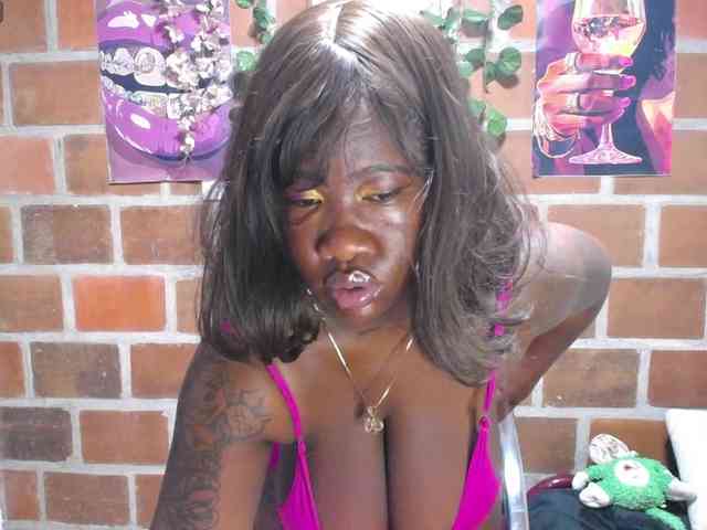 RoosGonzaleX webcam