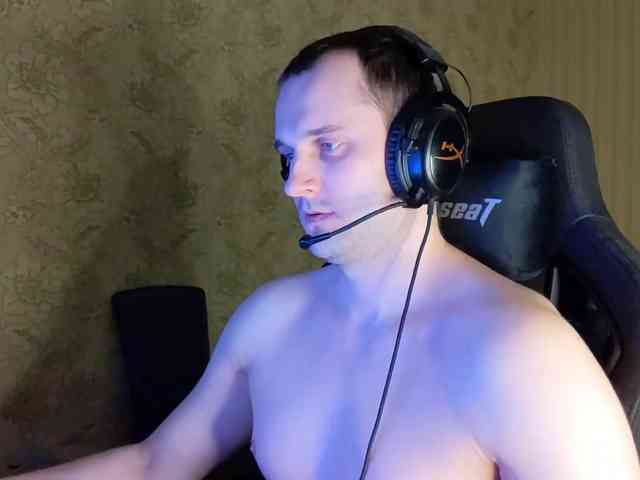 iMadeon Sex Cam Show