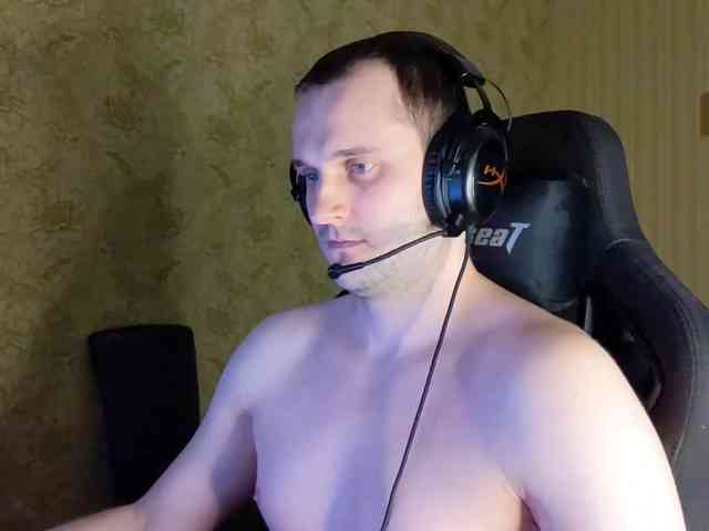iMadeon Sex Cam Show