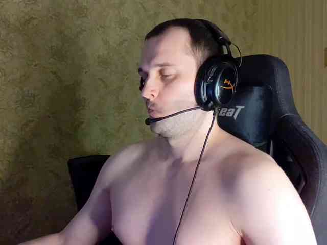 iMadeon Sex Cam Show