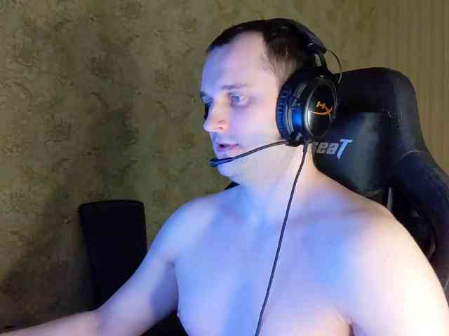 iMadeon Sex Cam Show