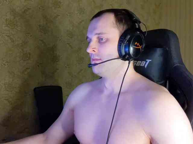 iMadeon Sex Cam Show