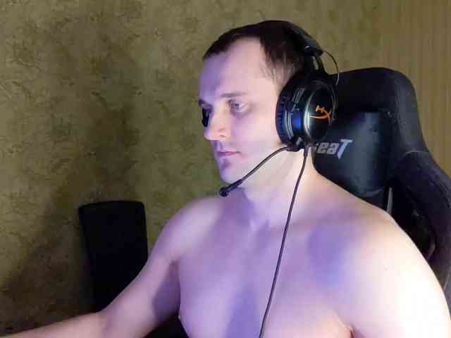 iMadeon Sex Cam Show