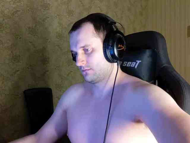 iMadeon Sex Cam Show
