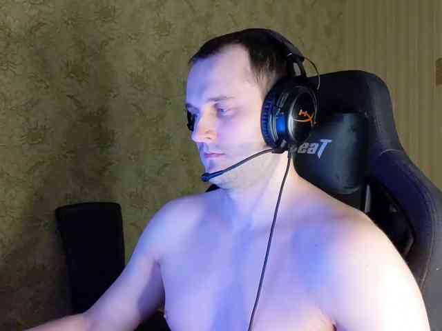 iMadeon Sex Cam Show