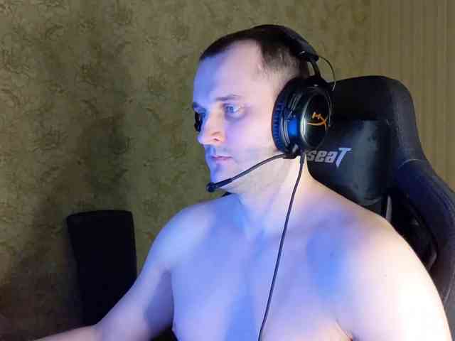 iMadeon Sex Cam Show