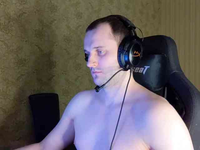 iMadeon Sex Cam Show
