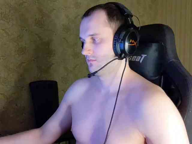 iMadeon Sex Cam Show